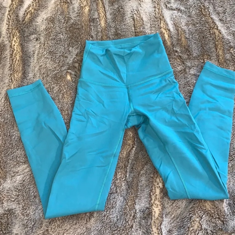 New Lululemon Wunder Train High Rise Tight 28”